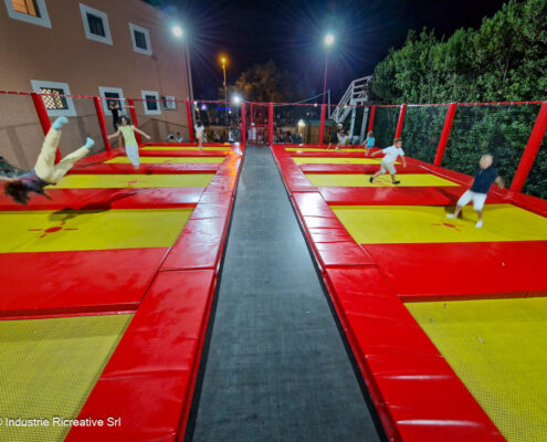 10 trampolini elastici Sicilia Italia - 10 trampolines Sicily