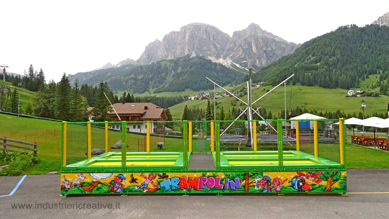 4 professional trampolines - tappeti da salto professionali da 4 posti